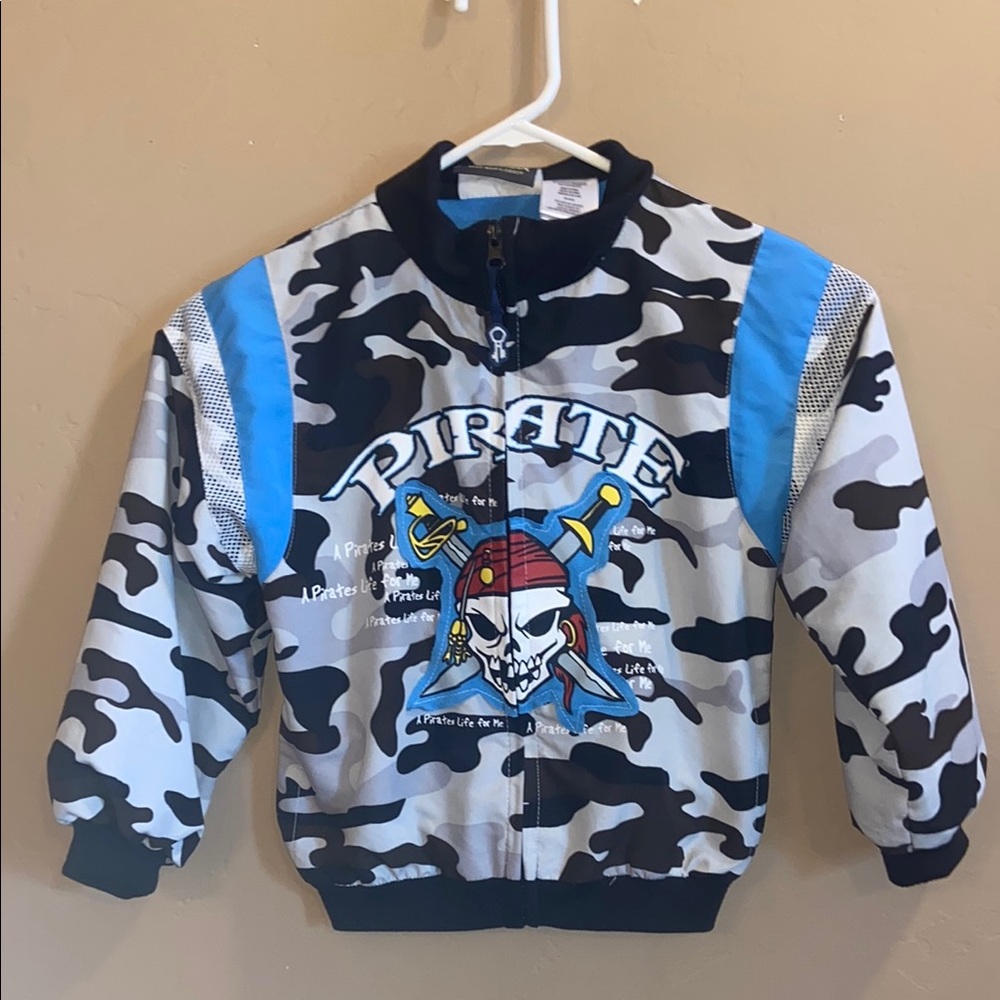 Disney Jacket Size 6 Full Zip Pirates Of The Caribbean Camoflage Black Grey